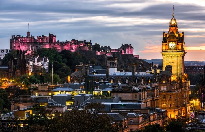 Edinburgh(Shutterstock)