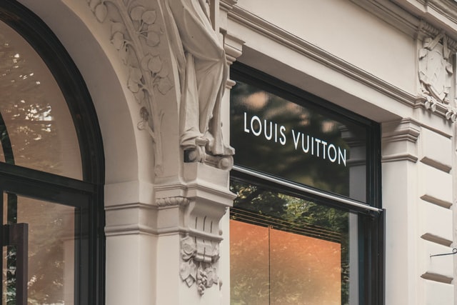 Η Louis Vuitton, Cartier και Prada χρησιμοποιούν τεχνολογία blockchain για την αντιμετώπιση των πλαστών προϊόντων